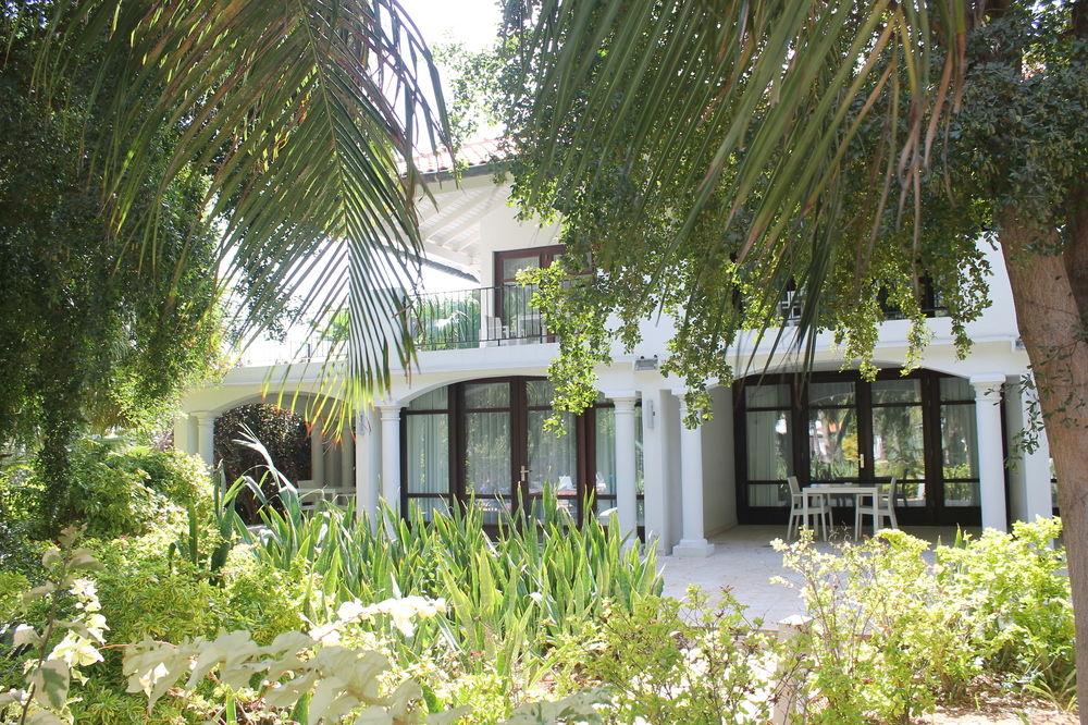 Floris Suite Hotel - Spa & Beach Club - Adults Only Piscadera Bay Kültér fotó
