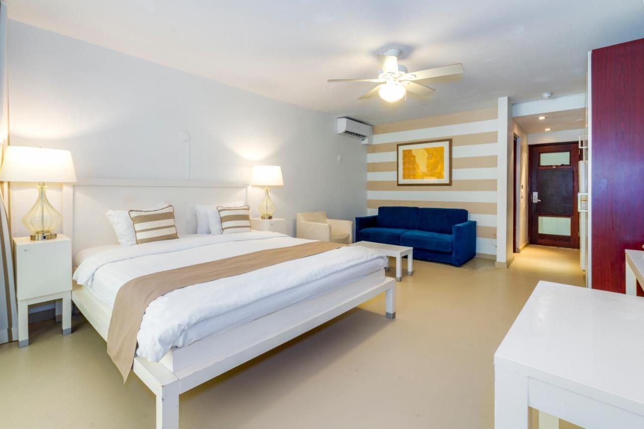 Floris Suite Hotel - Spa & Beach Club - Adults Only Piscadera Bay Kültér fotó