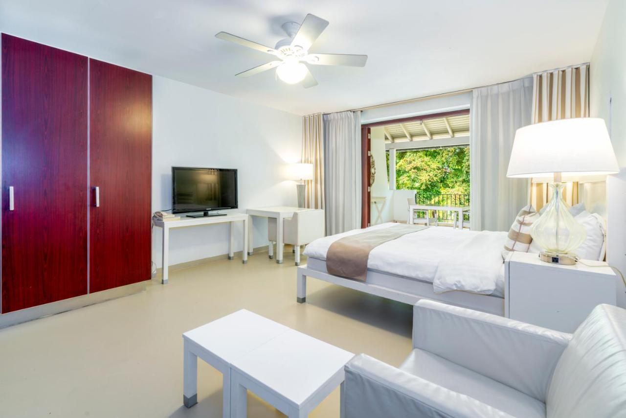 Floris Suite Hotel - Spa & Beach Club - Adults Only Piscadera Bay Kültér fotó